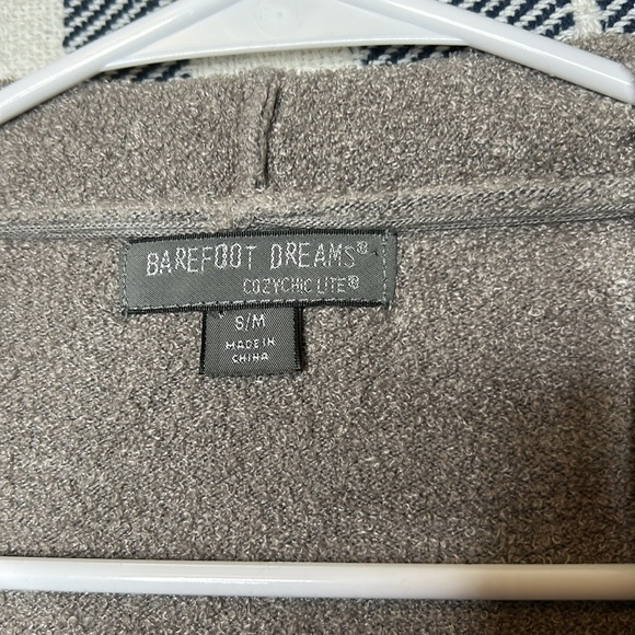 Barefoot Dreams Cozy Chic Lite Calypso Wrap Cardigan - Picture 3 of 6